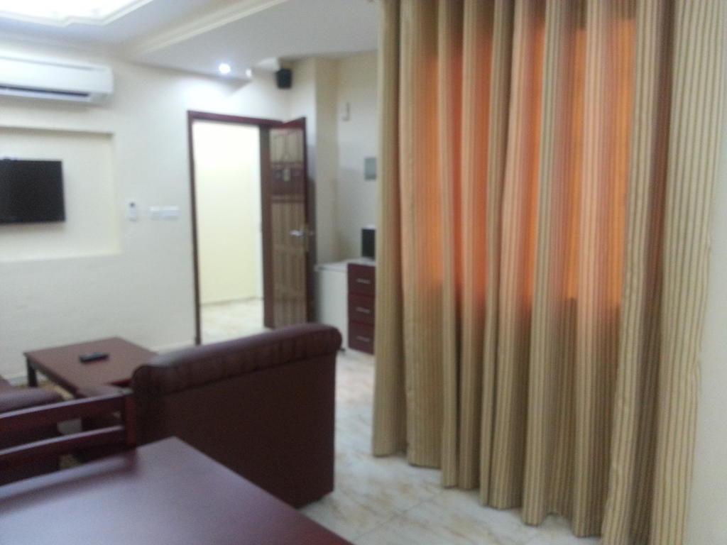 Al Ferdous Hotel Apartments 무스카트 외부 사진