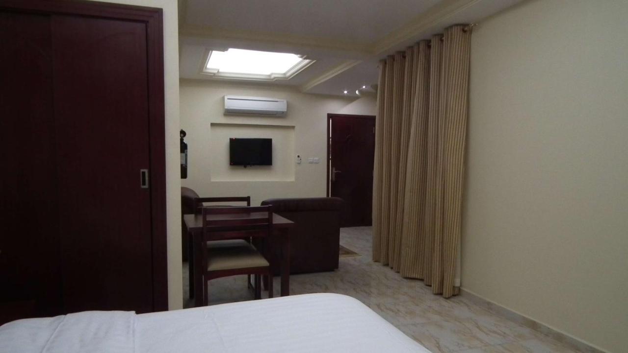 Al Ferdous Hotel Apartments 무스카트 외부 사진