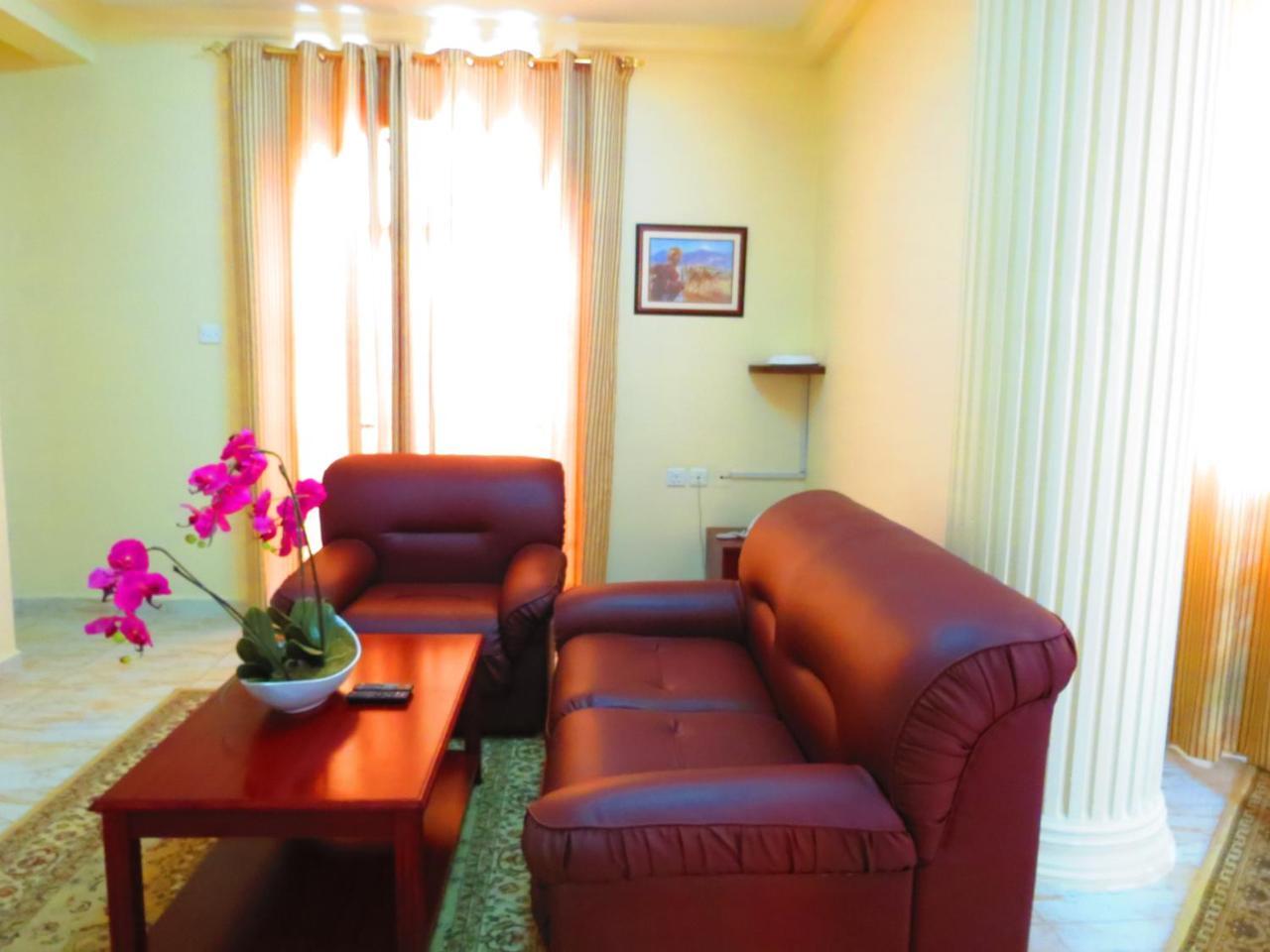 Al Ferdous Hotel Apartments 무스카트 외부 사진